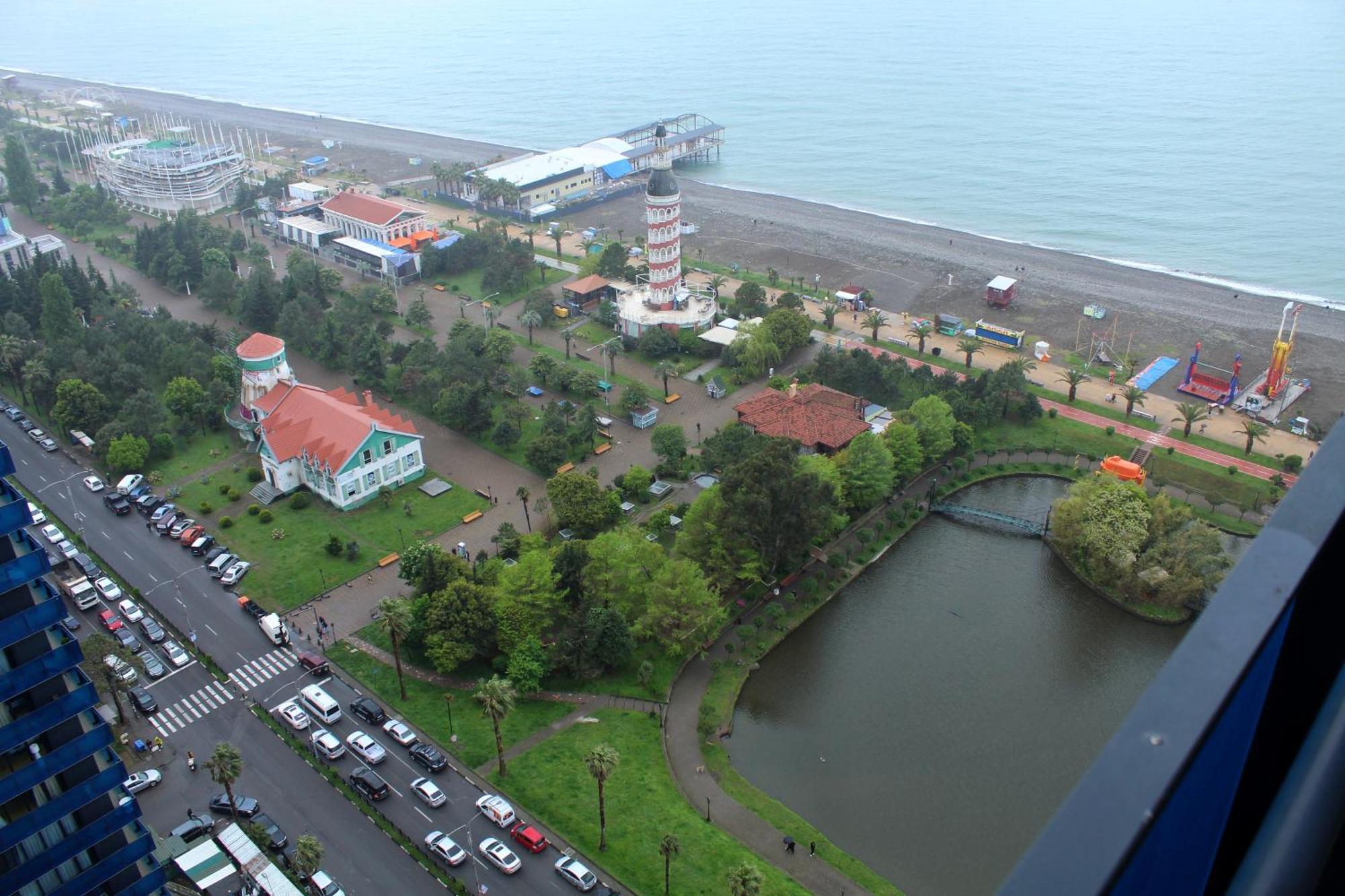 Best Location Apartments In Batumi Eksteriør bilde