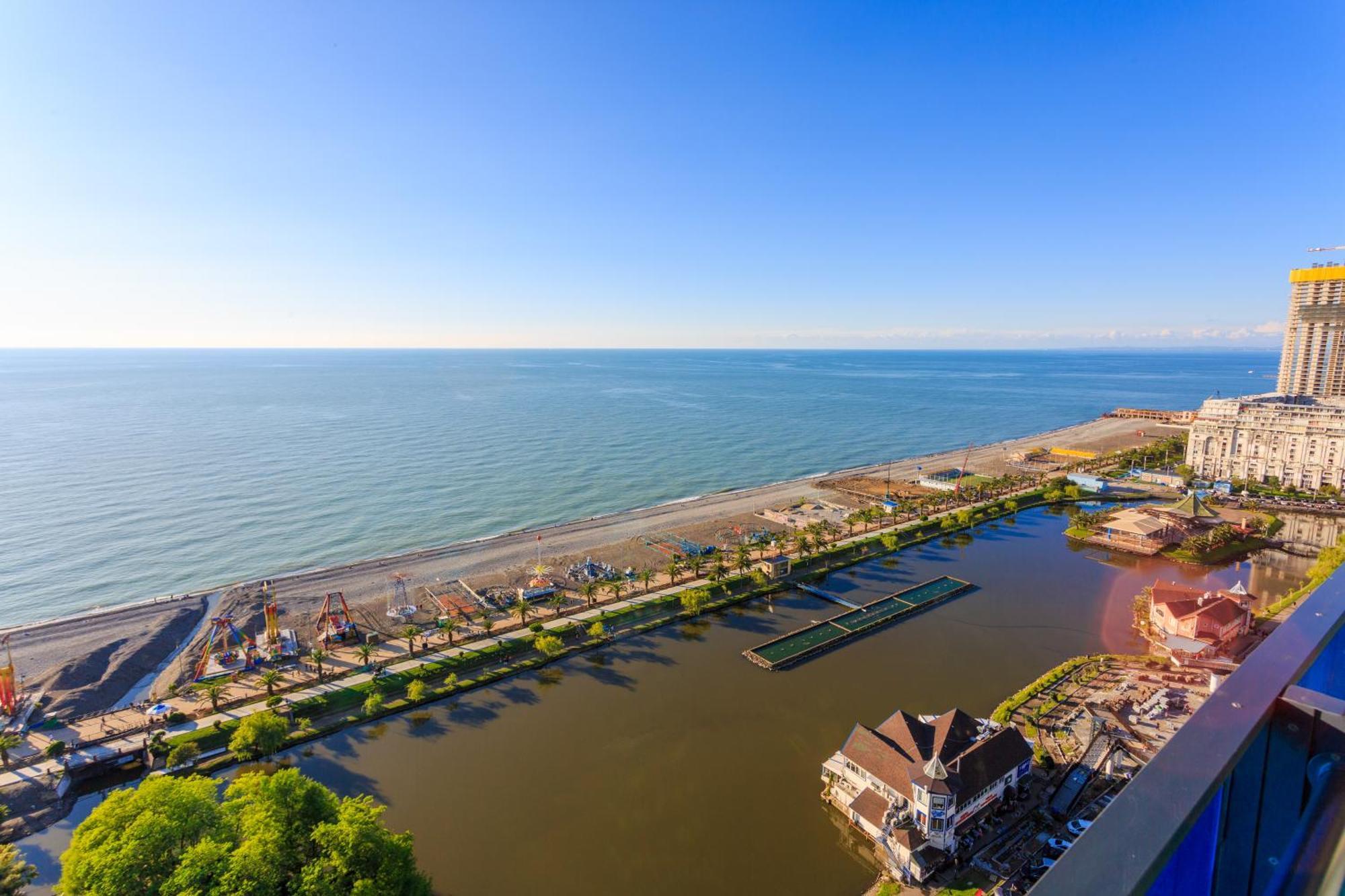 Best Location Apartments In Batumi Eksteriør bilde