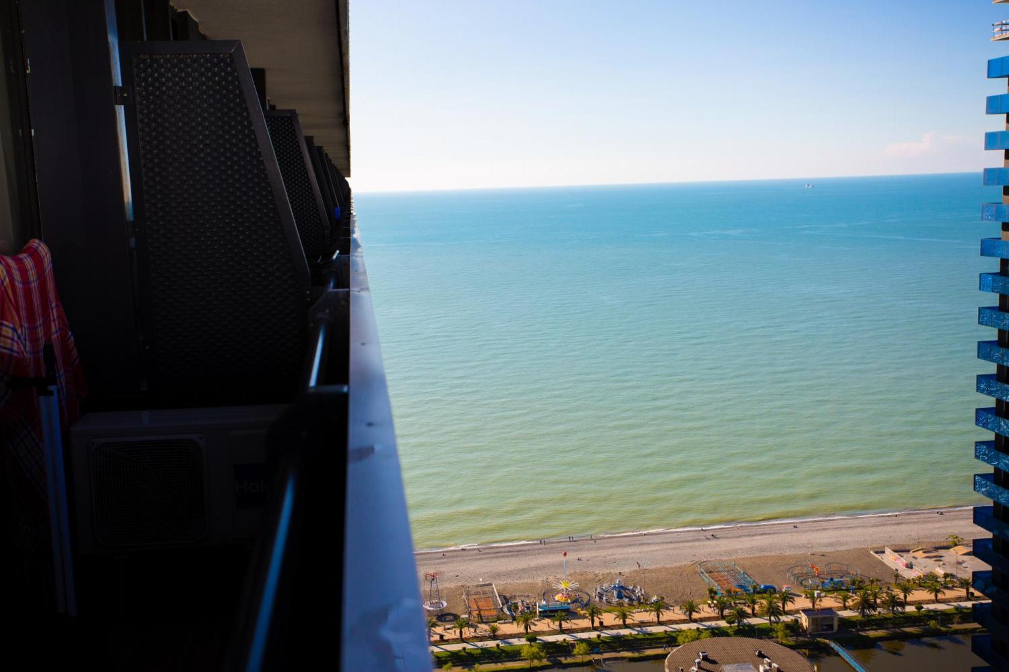 Best Location Apartments In Batumi Eksteriør bilde